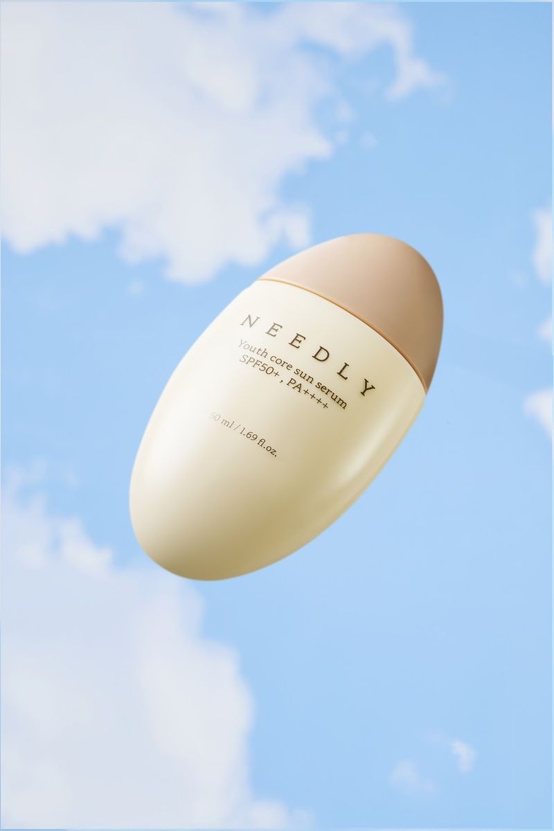 Купити Сонцезахисна крем-сироватка потрійної дії Needly Youth Core Sun Serum SPF 50+ PA++++, 50ml NEEDLY