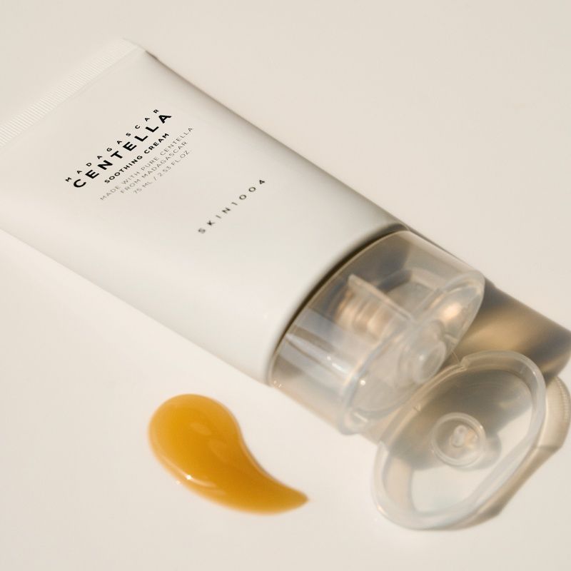 Купити Крем заспокійливий з екстрактом центели SKIN1004 Madagascar Centella Soothing Cream, 75ml Skin1004