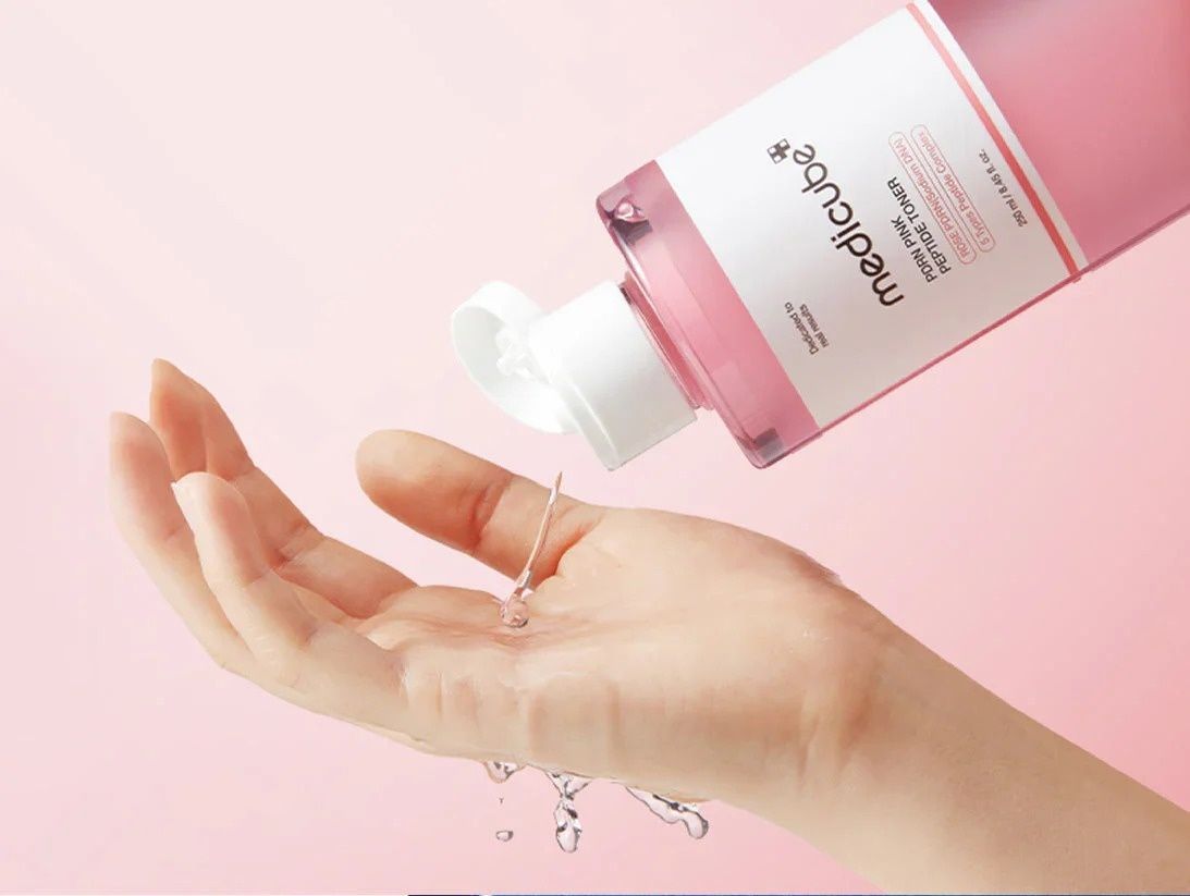 Заспокійливий тонер з полінуклеотидами та центелою Medicube PDRN Pink Cica Soothing Toner, 250ml MC - 022185 фото