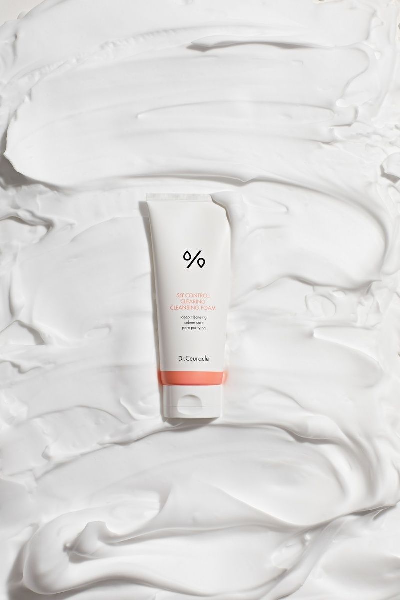 Себорегулююча очищаюча пінка Dr.Ceuracle 5&alpha; Control Clearing Cleansing Foam, 200ml MC - 022027 фото