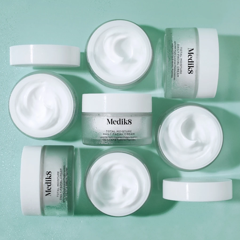 Купити Зволожувальний крем для обличчя Medik8 Total Moisture Daily Facial Cream, 50 мл Medik8