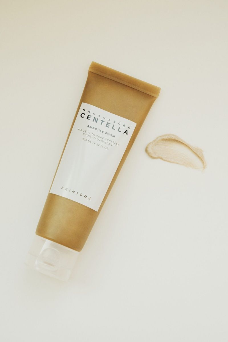 Купити Пінка очищувальна ампульна з екстрактом центели SKIN1004 Madagascar Centella Ampoule Foam, 125ml Skin1004