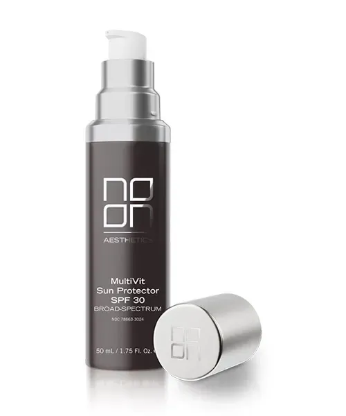 Купити Мультивітамінний сонцезахисний крем Noon Aesthetics MultiVit Sun Protector SPF 30, 15ml NOON