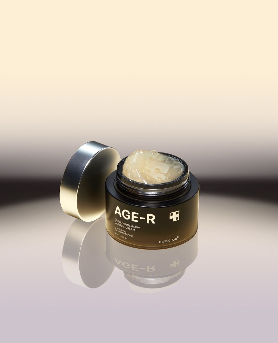 Зволожувальний гель-крем з капсулами глутатіону Medicube AGE-R Glutathione Glow Capsule Cream, 50ml MC - 022199 фото