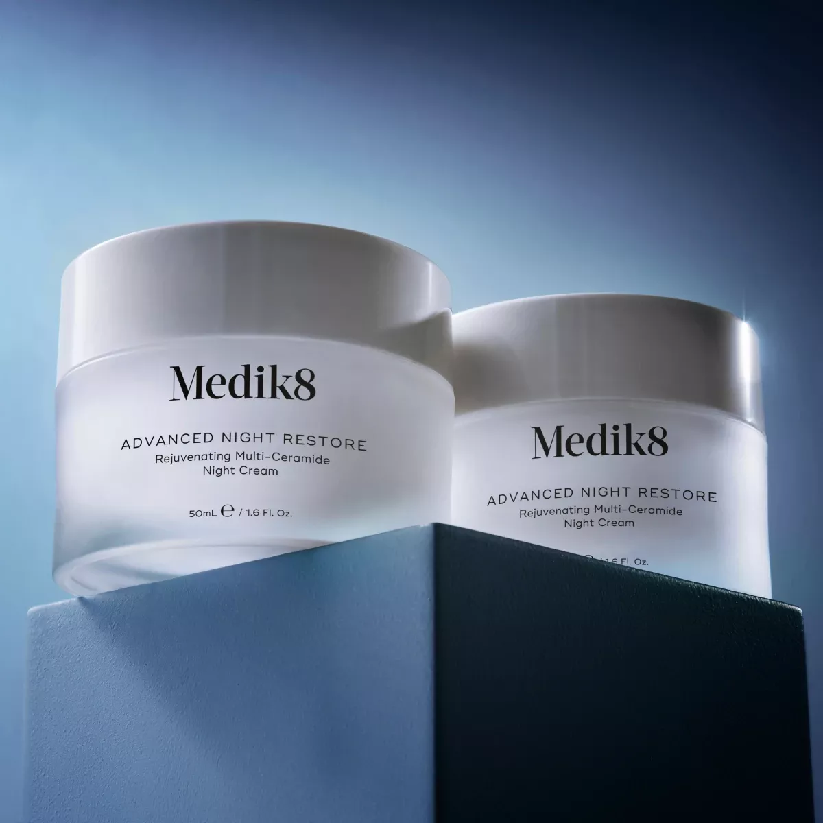 Купити Нічний відновлювальний крем для обличчя з керамідами Medik8 Advanced Night Restore, 50 мл Medik8