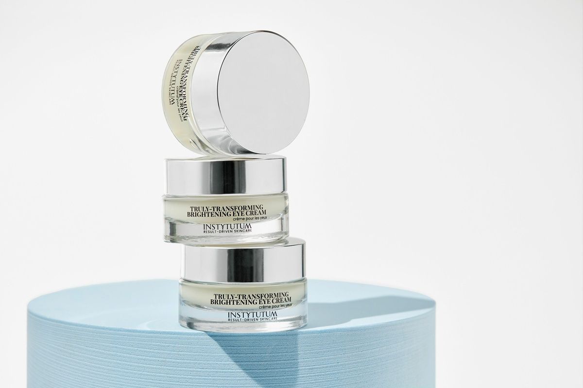 Крем-ліфтинг для повік з освітлювальним ефектом Truly-Transforming Brightening Eye Cream, 30ml MC - 010973 фото