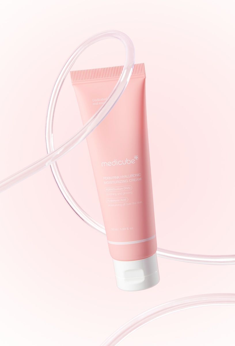 Зволожувальний крем з полінуклеотидами та гіалуроновою кислотою Medicube PDRN Pink Hyaluronic Moisturizing Cream, 50ml MC - 022212 фото