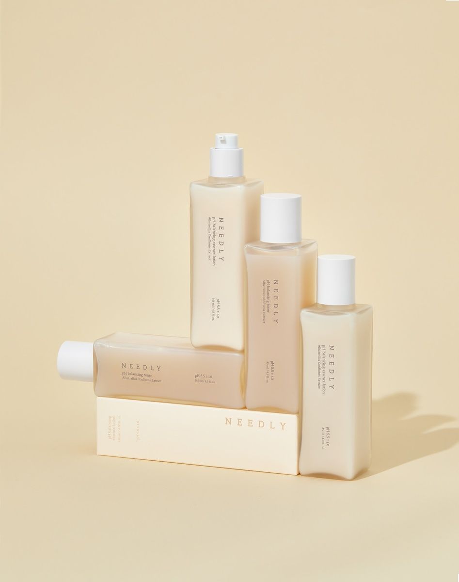 Купити Лосьйон для обличчя ph 5,5 з екстрактом Альбатрела Neеdly pH Balancing Essence Lotion, 145ml NEEDLY