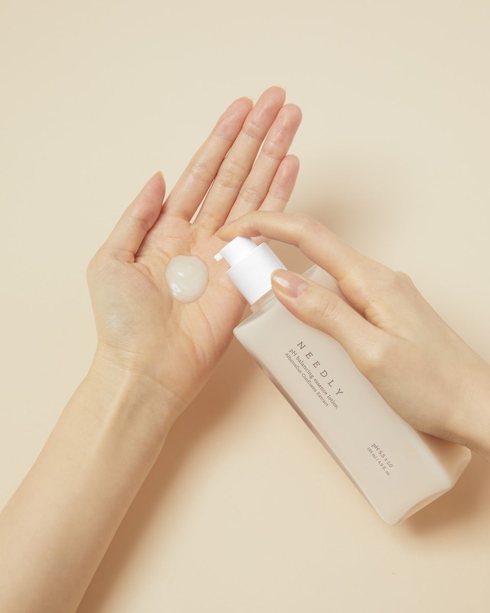 Купити Лосьйон для обличчя ph 5,5 з екстрактом Альбатрела Neеdly pH Balancing Essence Lotion, 145ml NEEDLY