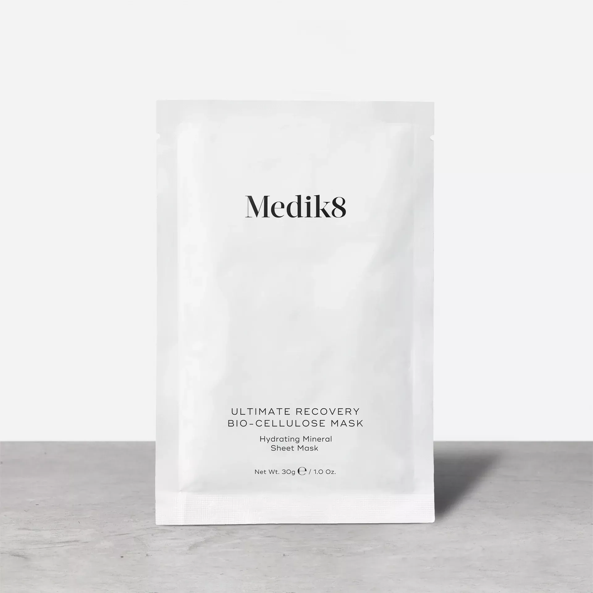 Купити Відновлювальна біоцелюлозна маска для обличчя Medik8 Ultimate Recovery Bio-Cellulose Mask, 1 шт Medik8