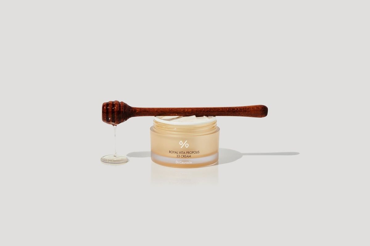 Крем з екстрактом прополісу Dr. Ceuracle Royal Vita Propolis 33 Cream, 50g MC - 022069 фото